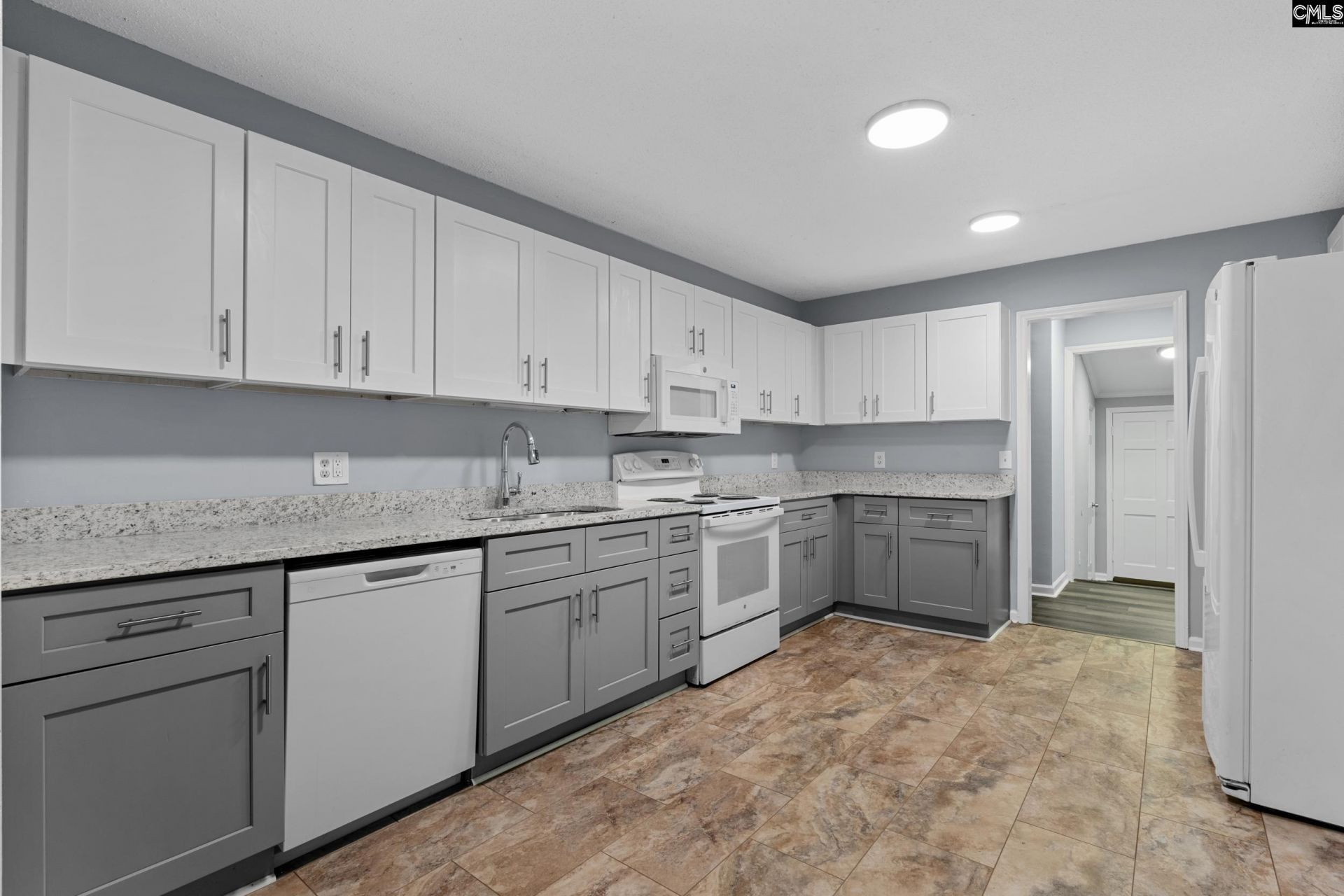 259 Woodwinds Drive  Photo 12