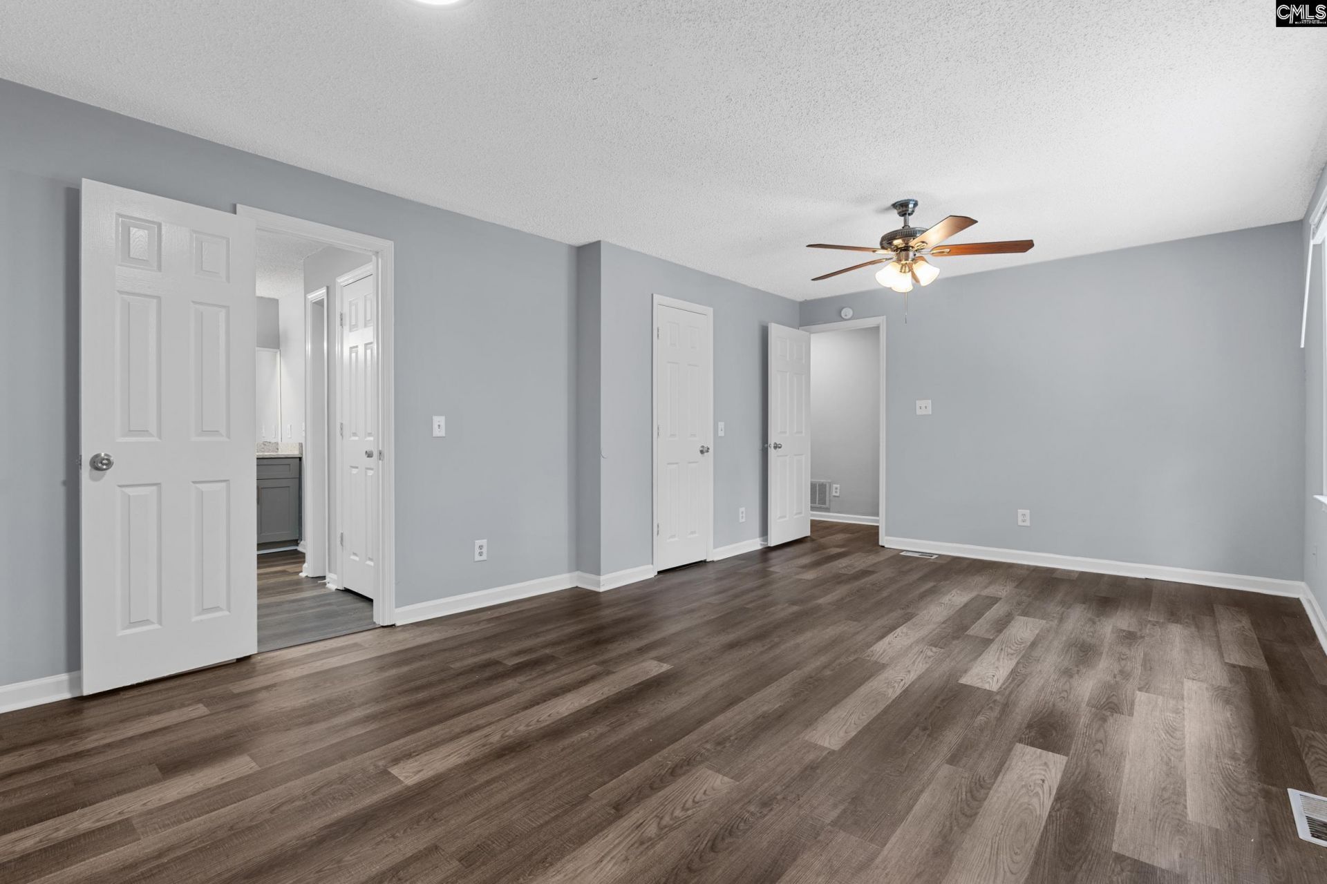 259 Woodwinds Drive  Photo 14