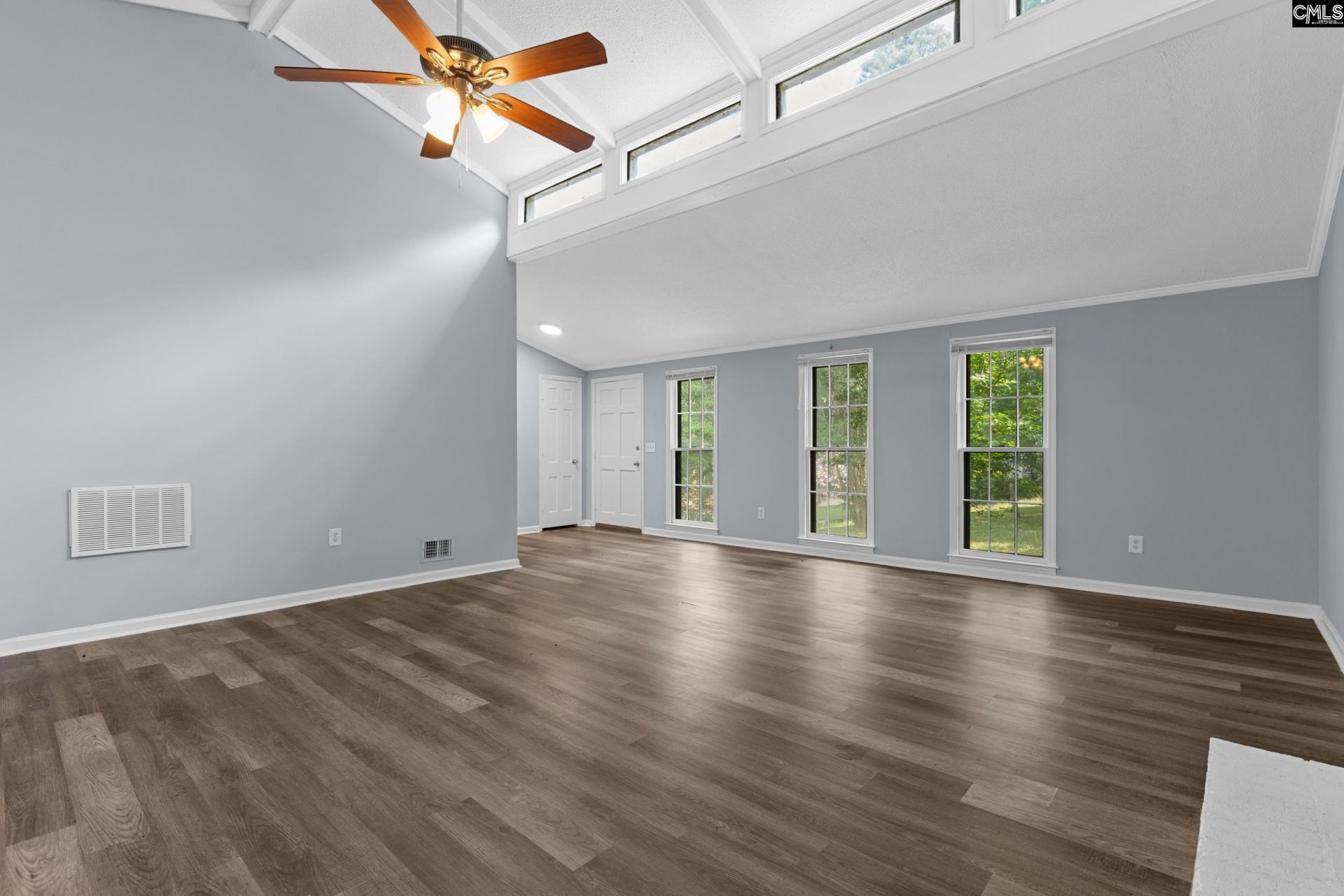 259 Woodwinds Drive  Photo 5
