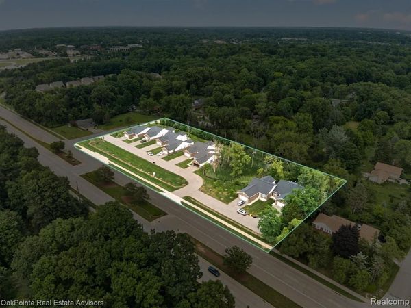 26640 Orchard Lake Road, Farmington Hills, MI 48334