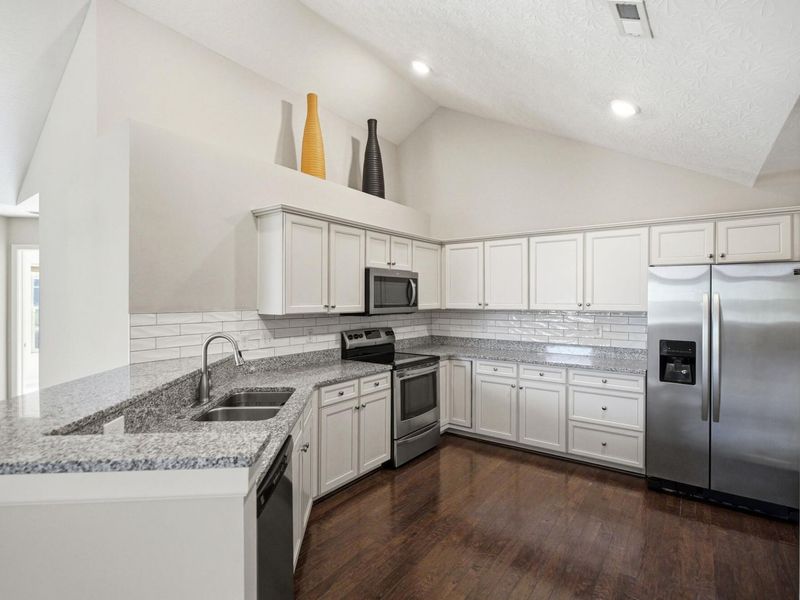 9104 Royal Oak Lane, Union, KY 41091 Photo 4