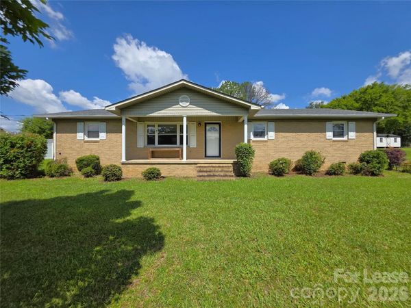 1052 Rembrandt Drive SW, Concord, NC 28027
