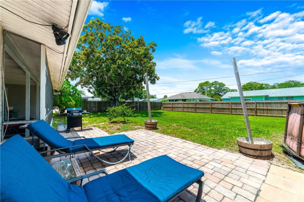 542 Saunders Street, Sebastian, FL 32958 Photo