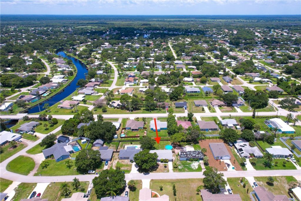 542 Saunders Street, Sebastian, FL 32958 Photo