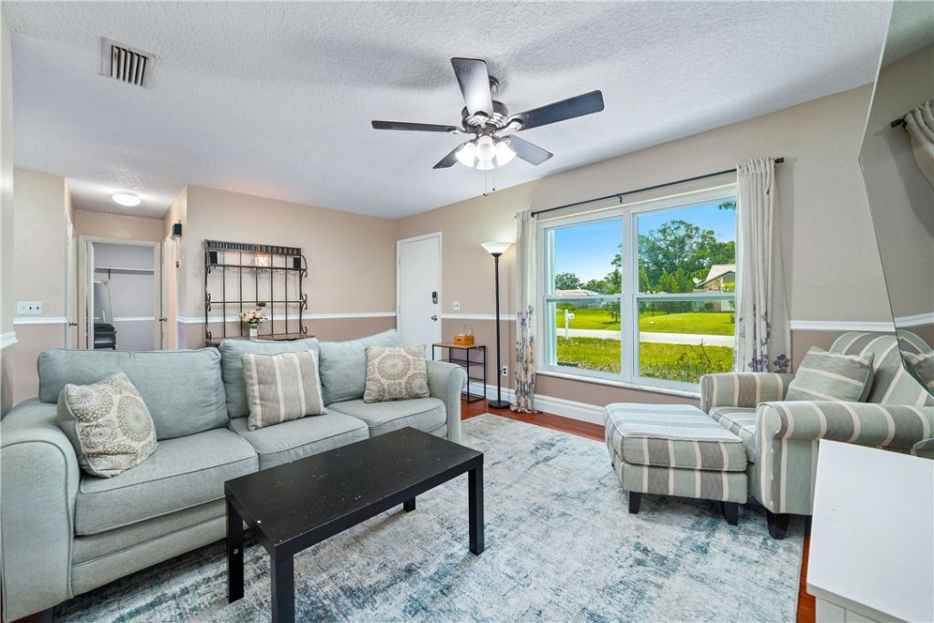 542 Saunders Street, Sebastian, FL 32958 Photo
