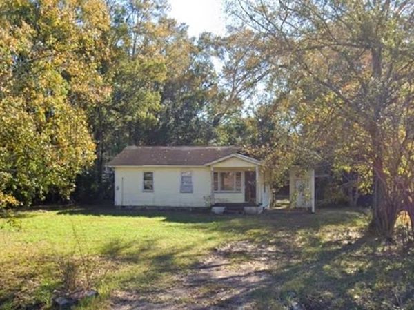927 Shelton Beach Road , Saraland, AL 36571
