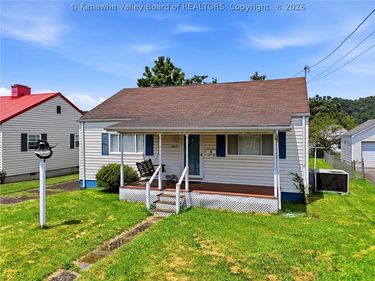 2358 Grant Avenue, St Albans, WV 25177