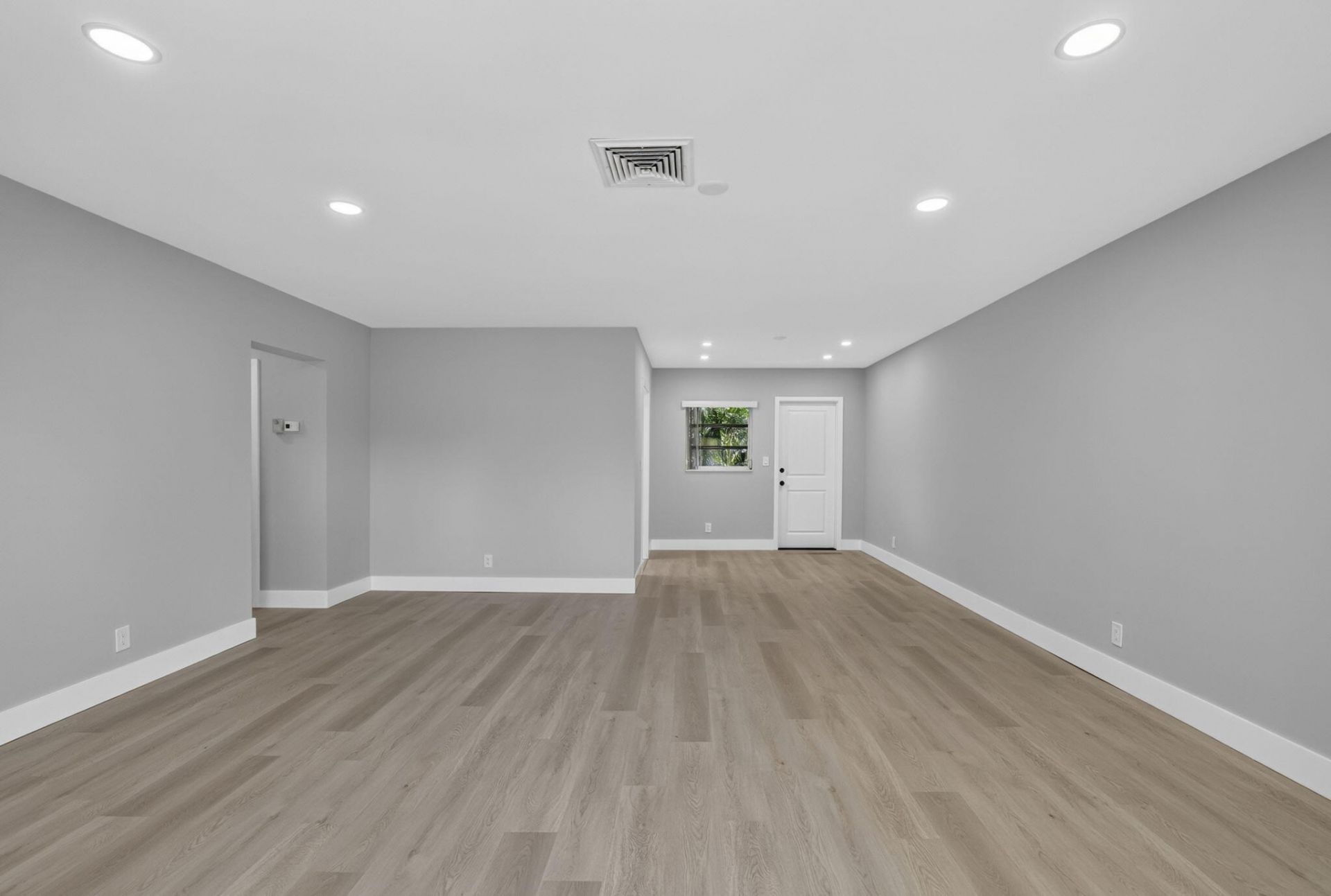2755 NE 28th Avenue, Unit E2, Lighthouse Point, FL 33064 Photo