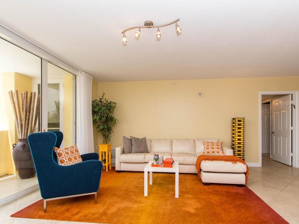 2001 N Ocean Boulevard, Unit 202, Fort Lauderdale, FL 33305 Photo