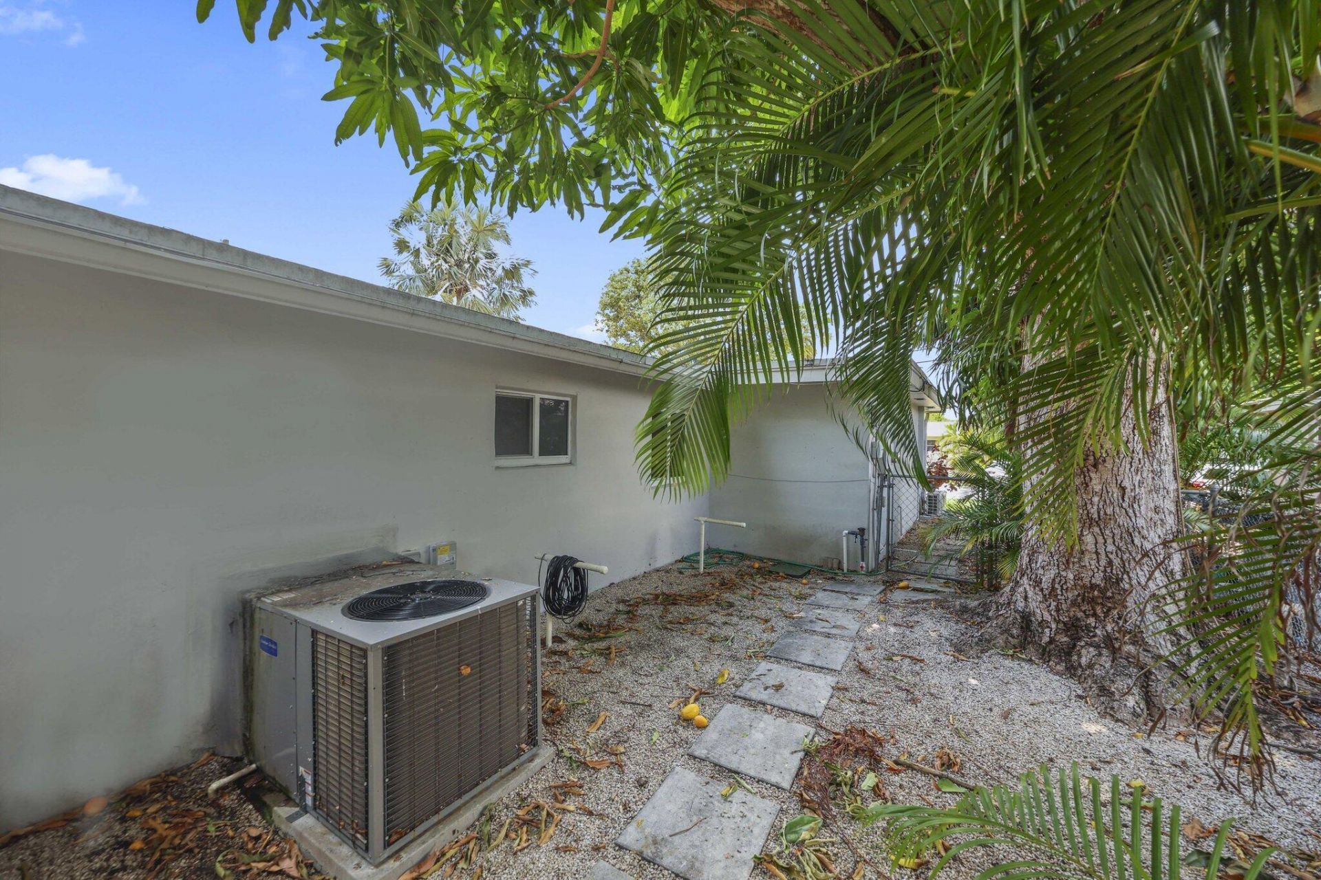 1710 SW 4th Avenue, Pompano Beach, FL 33060 Photo