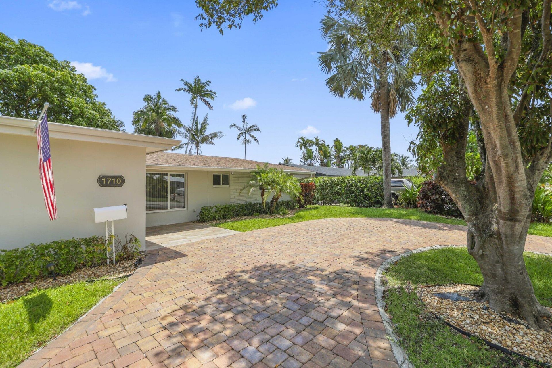 1710 SW 4th Avenue, Pompano Beach, FL 33060 Photo