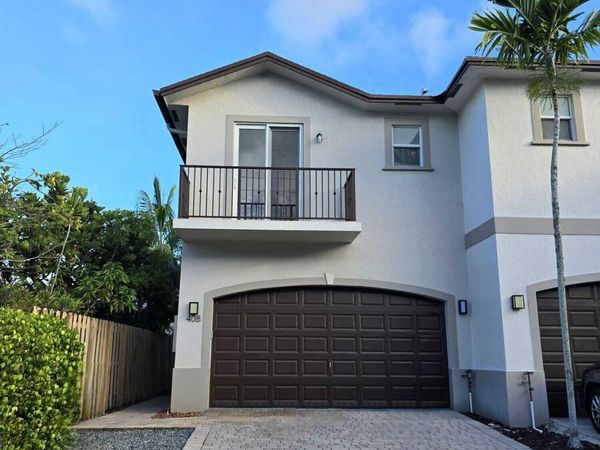 408 SW 9th Street, Fort Lauderdale, FL 33315