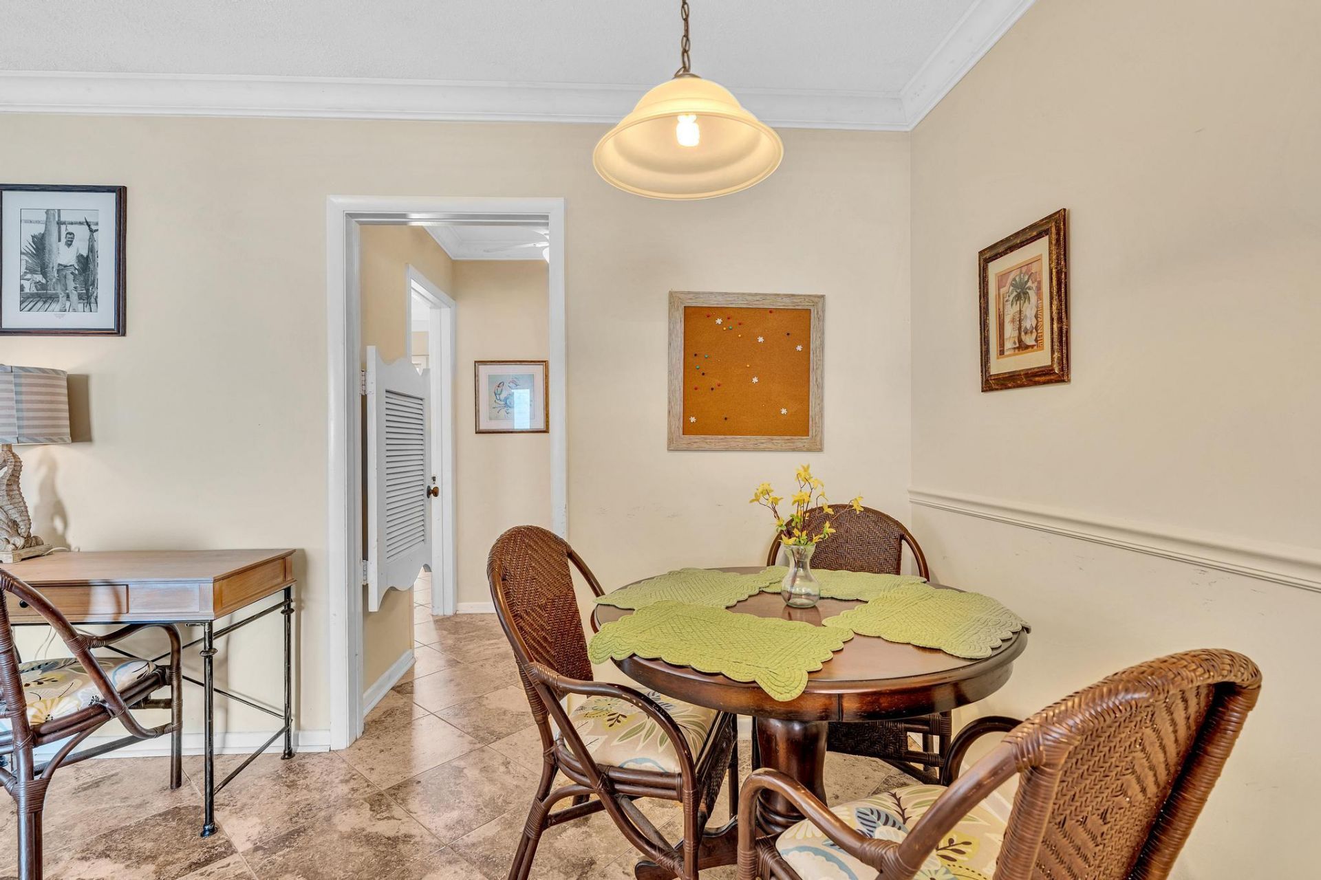 40 SE 13th Street, Unit A2, Boca Raton, FL 33432 Photo