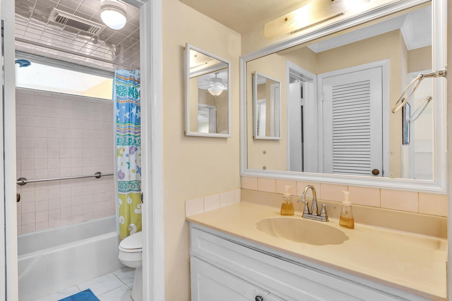 40 SE 13th Street, Unit A2, Boca Raton, FL 33432 Photo