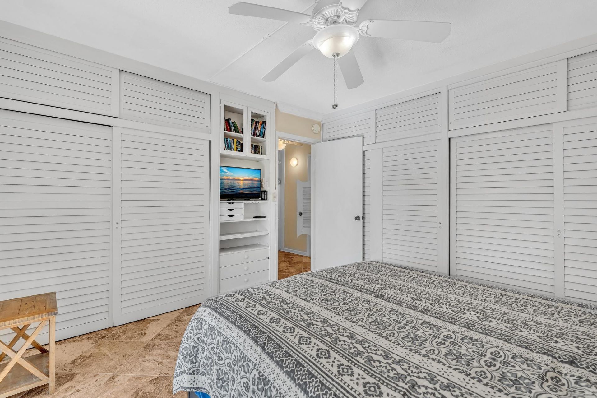 40 SE 13th Street, Unit A2, Boca Raton, FL 33432 Photo
