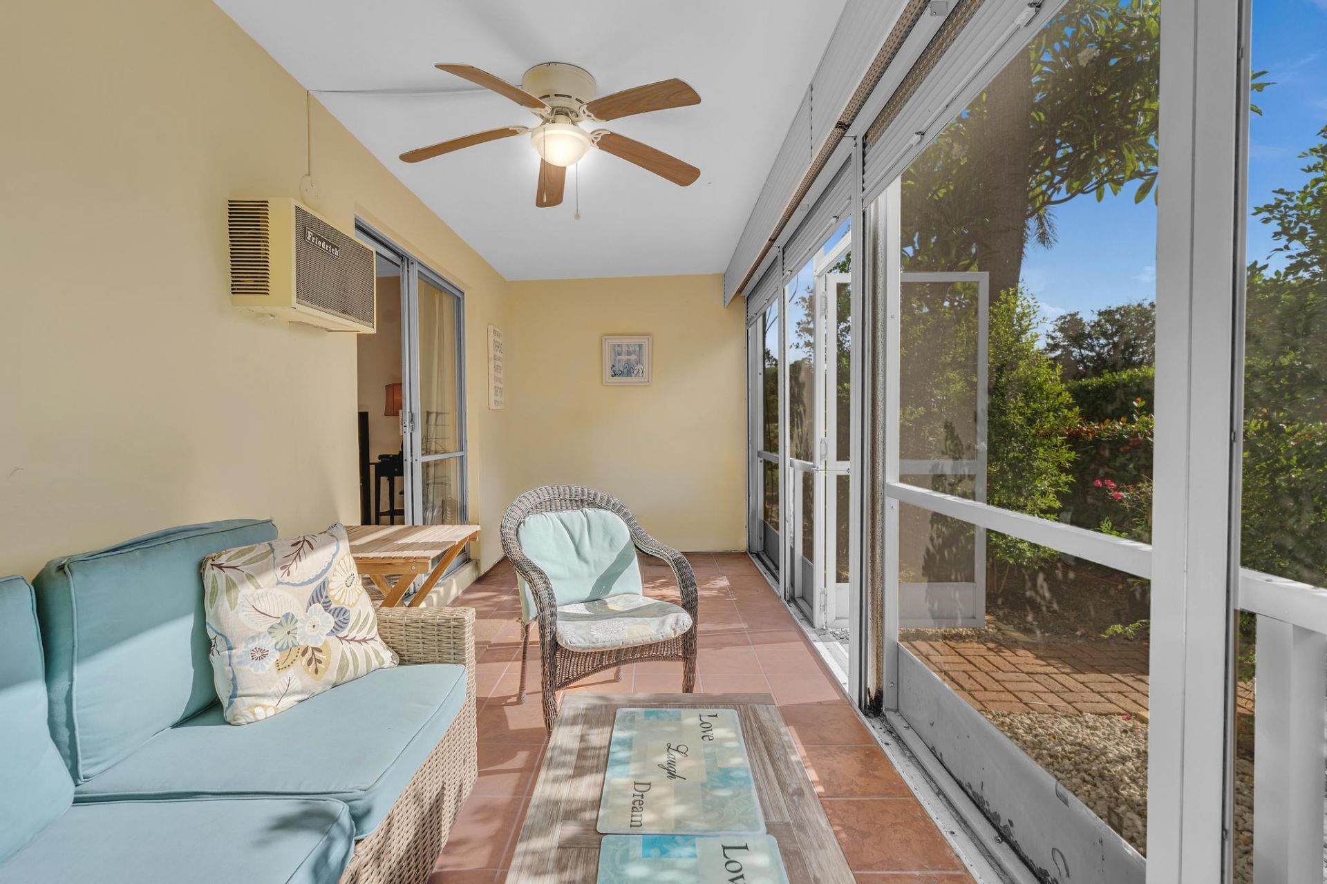 40 SE 13th Street, Unit A2, Boca Raton, FL 33432 Photo