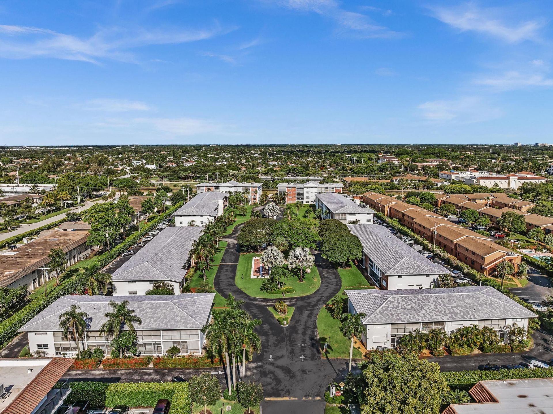40 SE 13th Street, Unit A2, Boca Raton, FL 33432 Photo