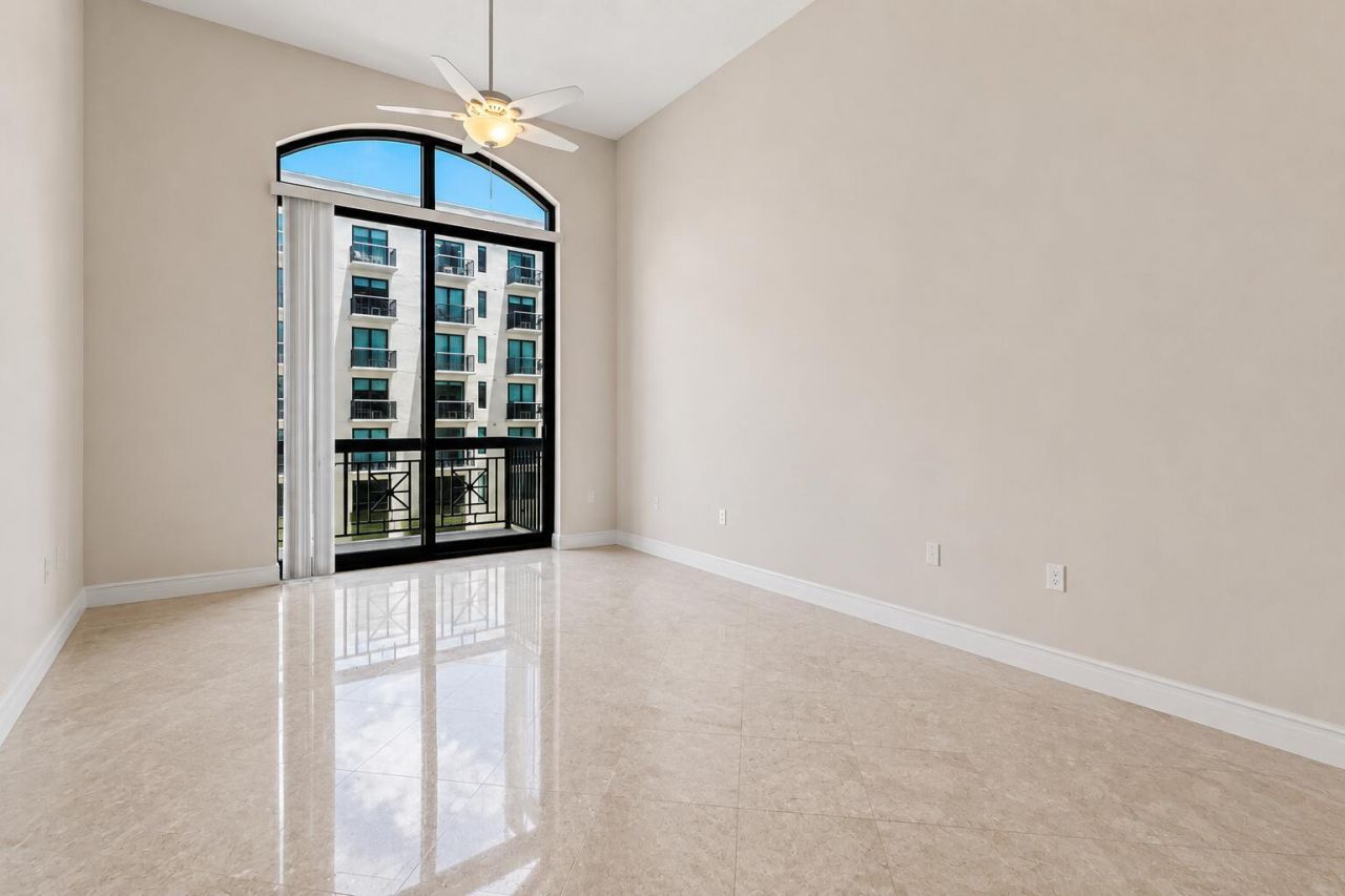 701 S Olive Avenue, Unit 320, West Palm Beach, FL 33401 Photo