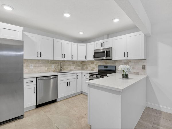 717 NW 29th Avenue, Unit B, Delray Beach, FL 33445