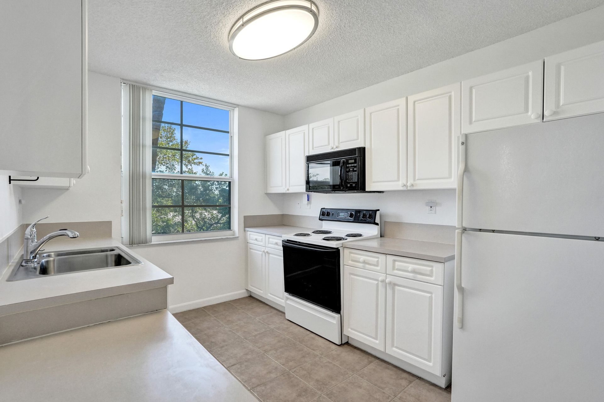520 SE 5 Avenue, Unit 1203, Fort Lauderdale, FL 33301 Photo