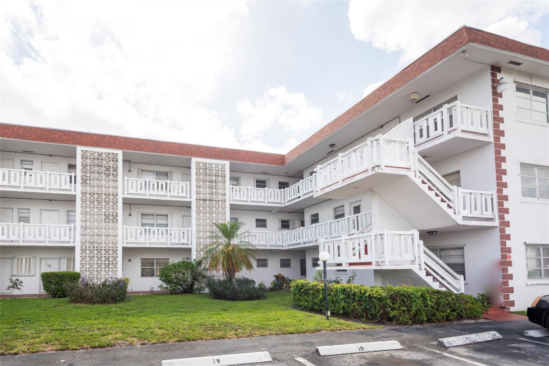 1310 NW 43rd Avenue, Unit 309, Lauderhill, FL 33313 Photo