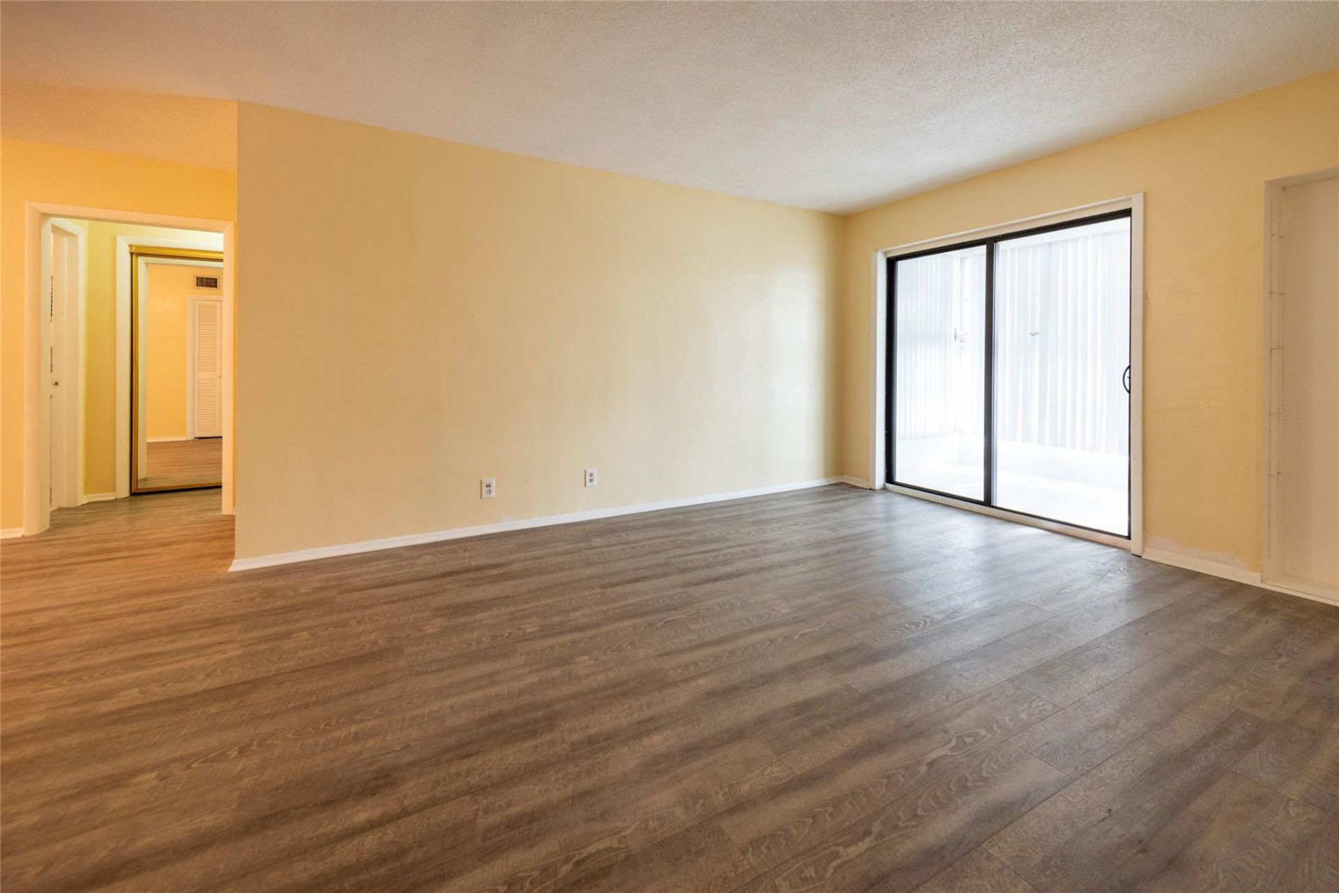 1310 NW 43rd Avenue, Unit 309, Lauderhill, FL 33313 Photo