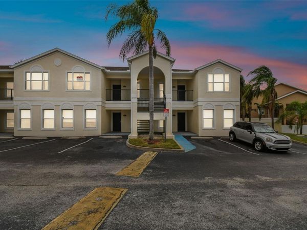 8827 GRAND PALMS CIRCLE , Unit B, KISSIMMEE, FL 34747