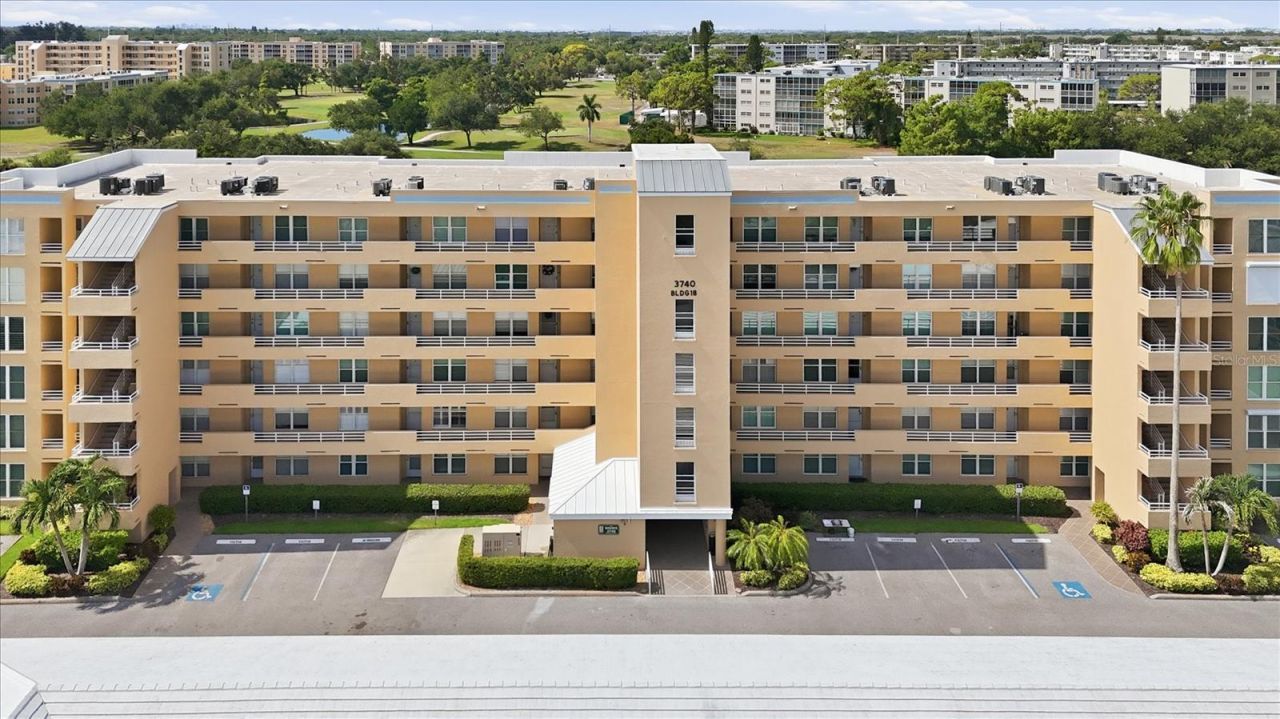 3740 Pinebrook Circle, Unit 207, Bradenton, FL 34209 Photo