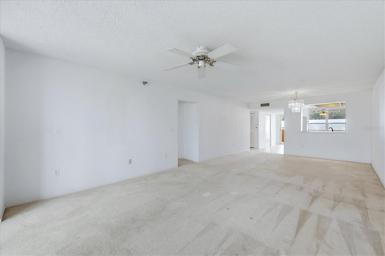 3740 Pinebrook Circle, Unit 207, Bradenton, FL 34209 Photo