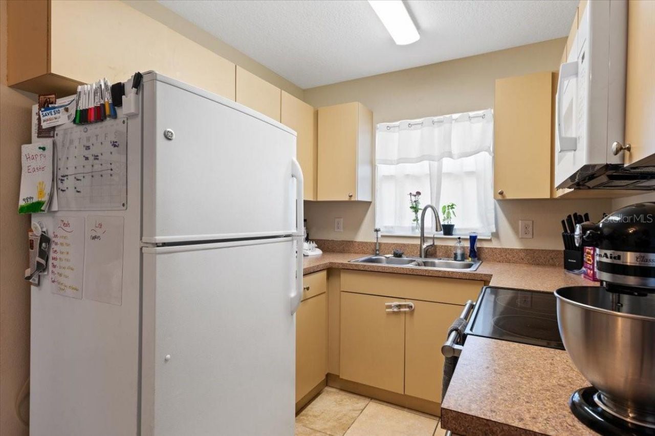 4050 Rockefeller Avenue, Sarasota, FL 34231 Photo