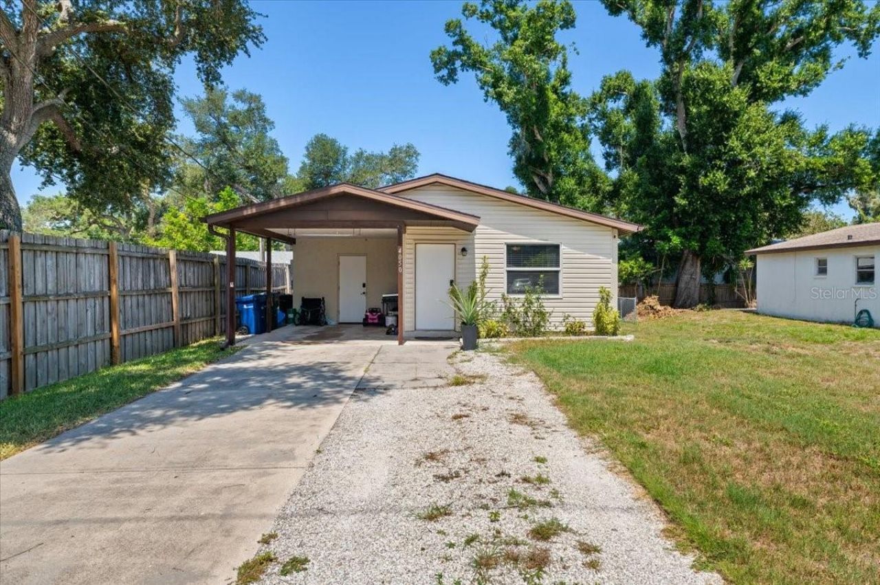 4050 Rockefeller Avenue, Sarasota, FL 34231 Photo