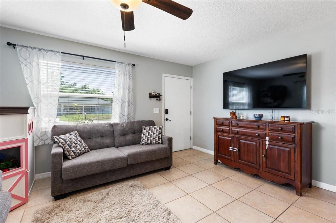 4050 Rockefeller Avenue, Sarasota, FL 34231 Photo