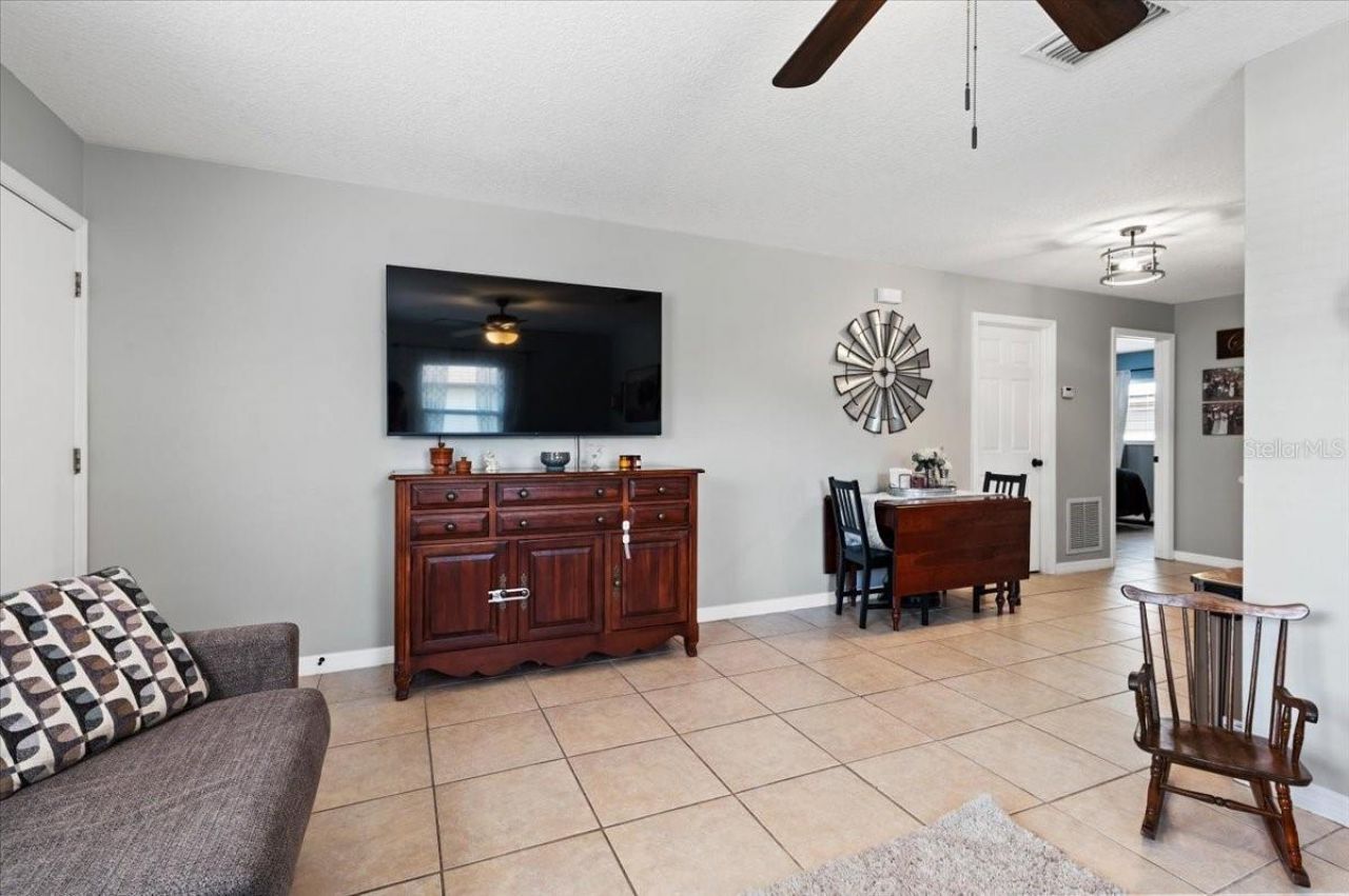 4050 Rockefeller Avenue, Sarasota, FL 34231 Photo