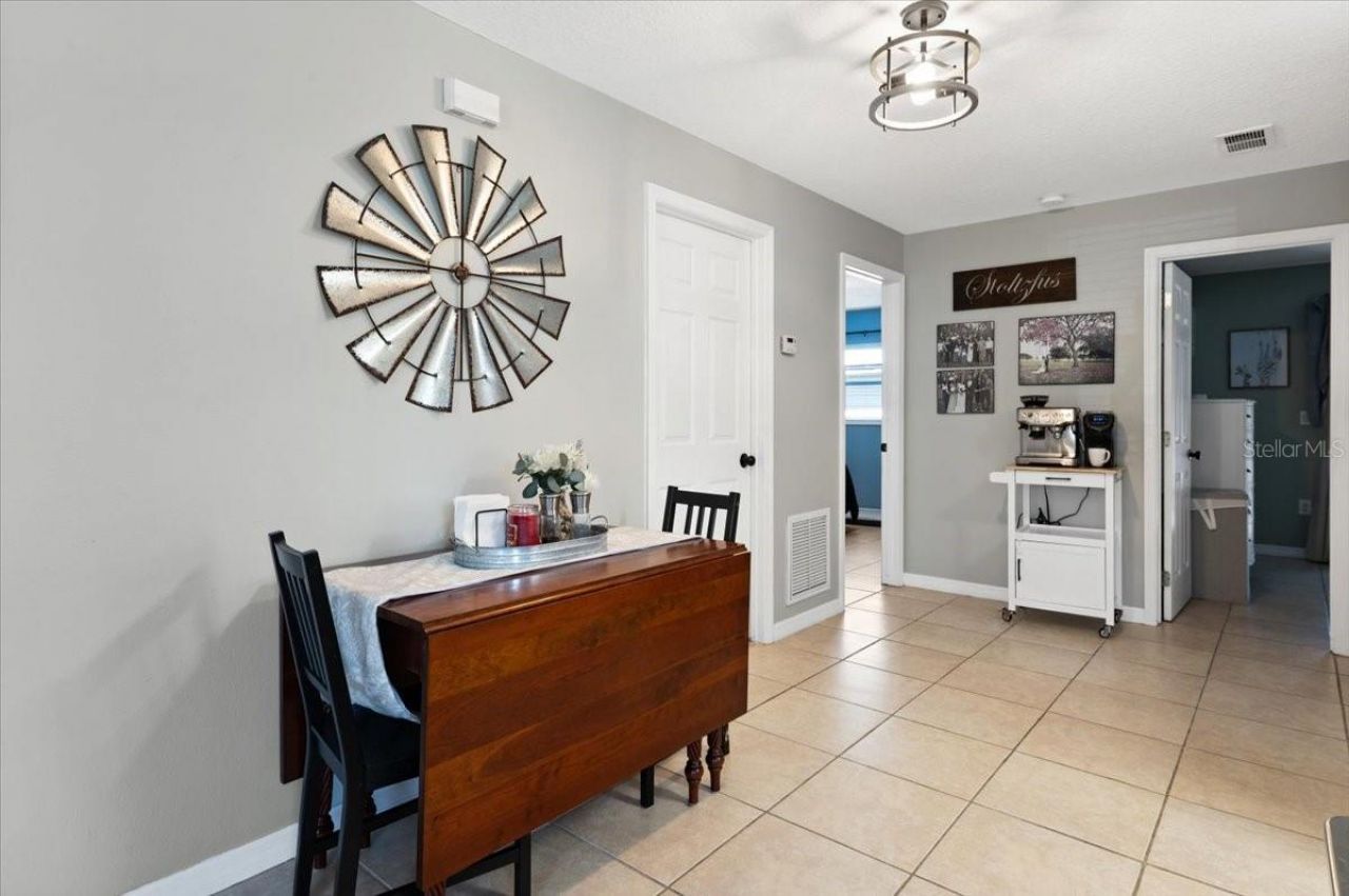 4050 Rockefeller Avenue, Sarasota, FL 34231 Photo