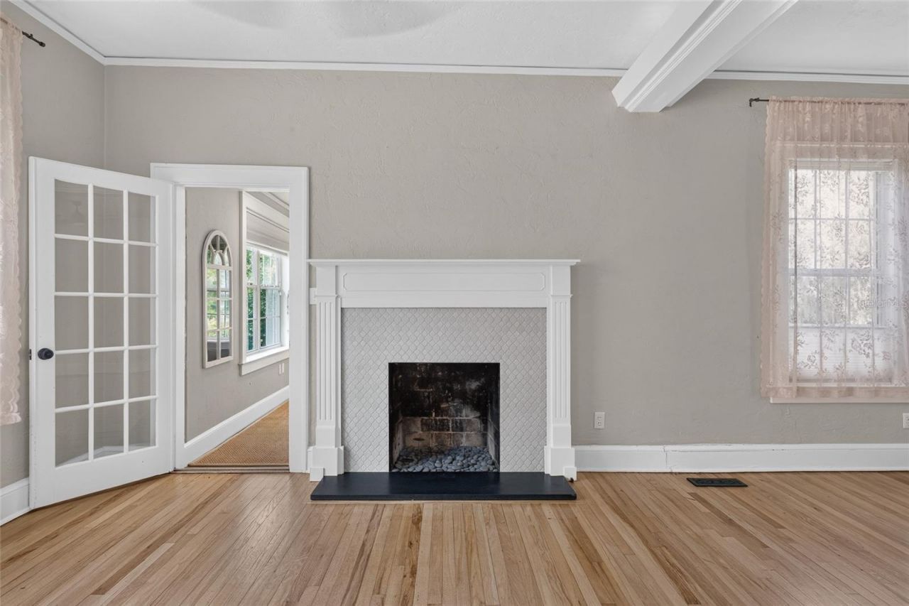 1220 NW 18th Avenue , Gainesville, FL 32609 Photo
