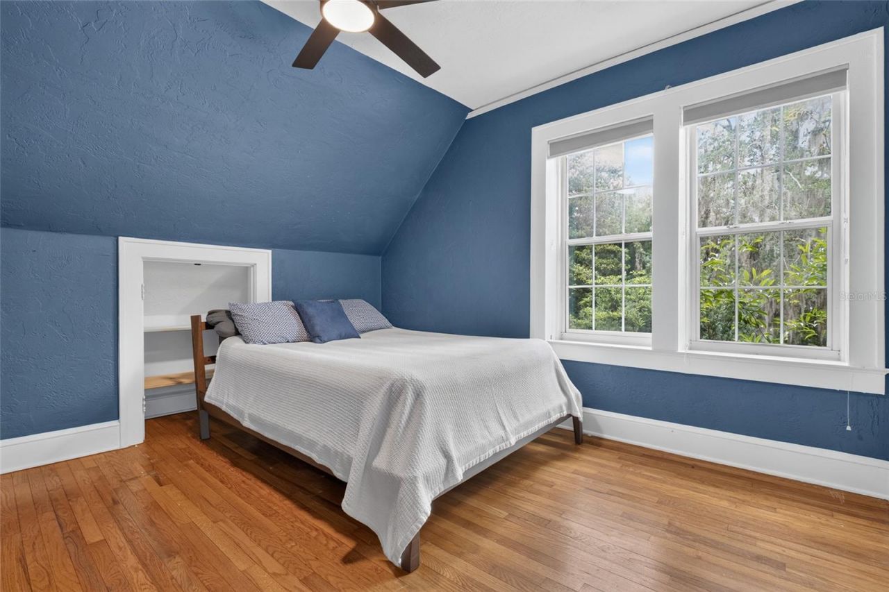 1220 NW 18th Avenue , Gainesville, FL 32609 Photo