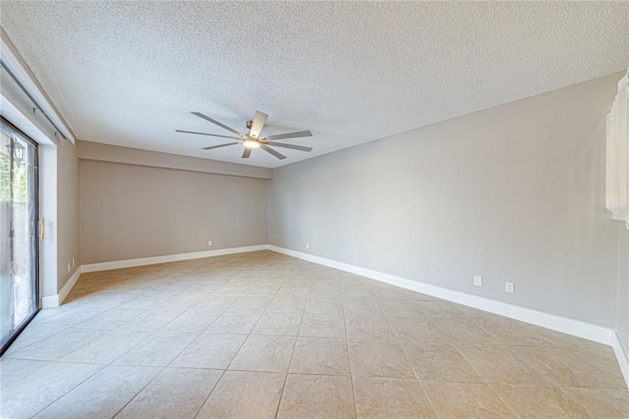 921 Royal Oak Boulevard , Leesburg, FL 34748 Photo