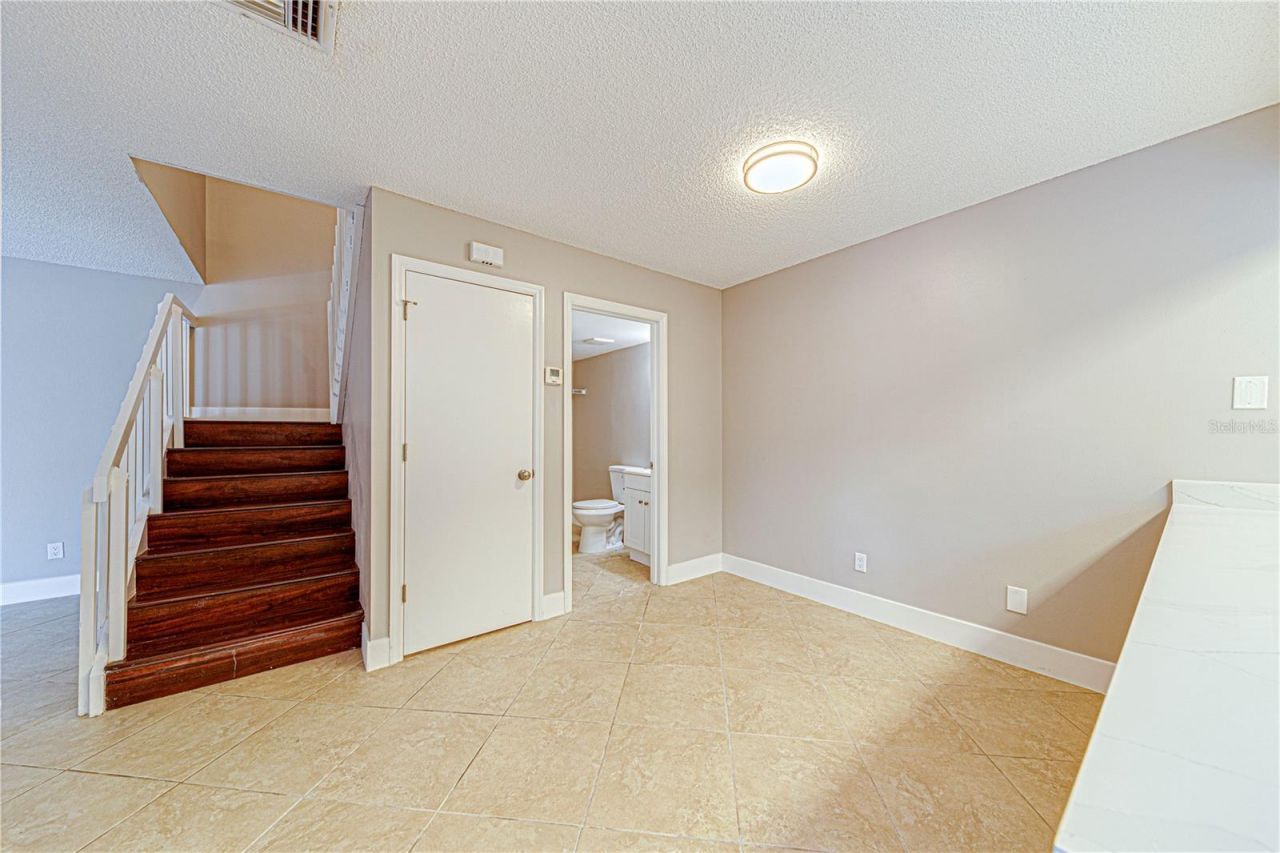 921 Royal Oak Boulevard , Leesburg, FL 34748 Photo