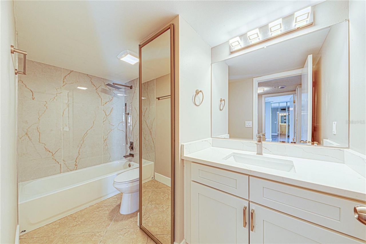 921 Royal Oak Boulevard , Leesburg, FL 34748 Photo