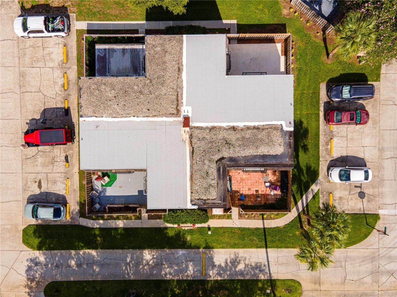 921 Royal Oak Boulevard , Leesburg, FL 34748 Photo