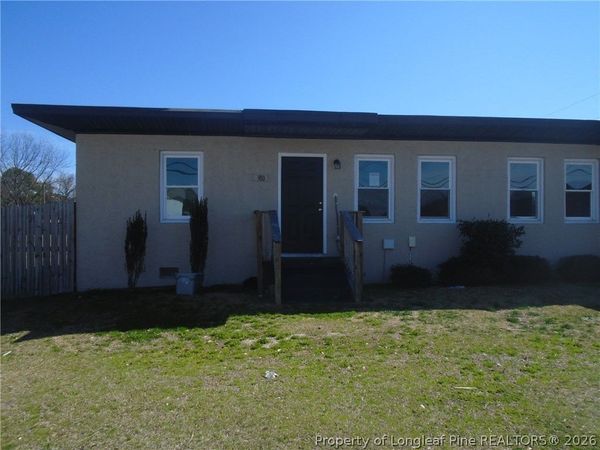 910 William Clark Drive, Fayetteville, NC 28303