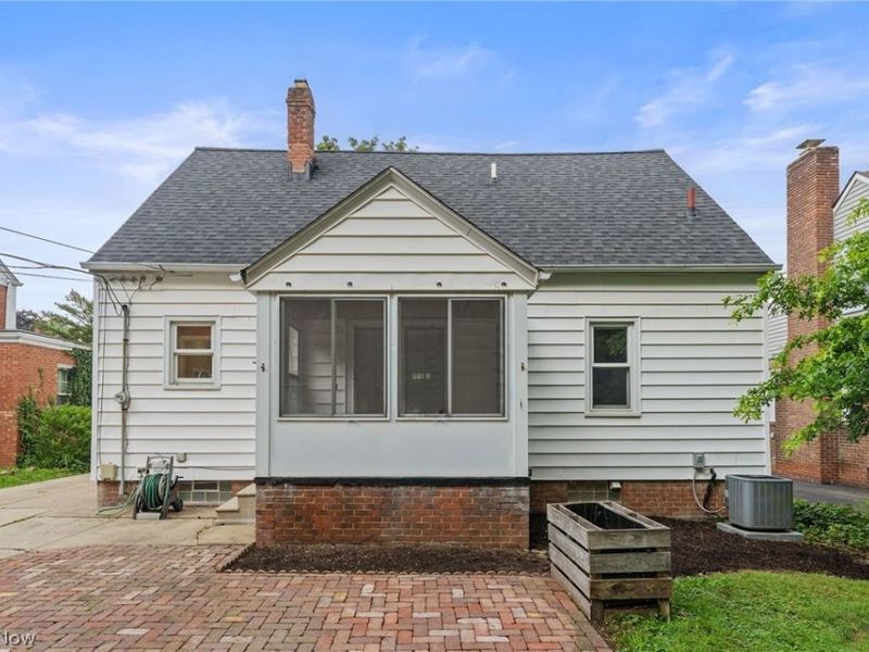 1527 Oakmount Road, South Euclid, OH 44121 Photo 4