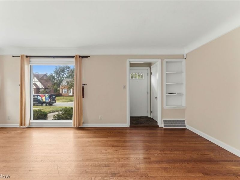 1527 Oakmount Road, South Euclid, OH 44121 Photo 9
