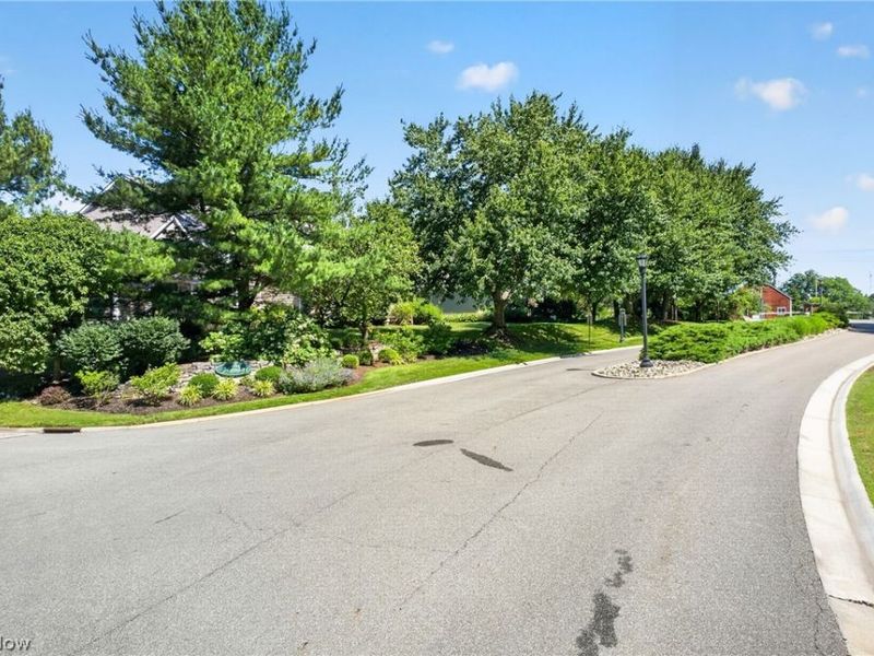 5174 Sea Pines Circle NW, Canton, OH 44718 Photo 42