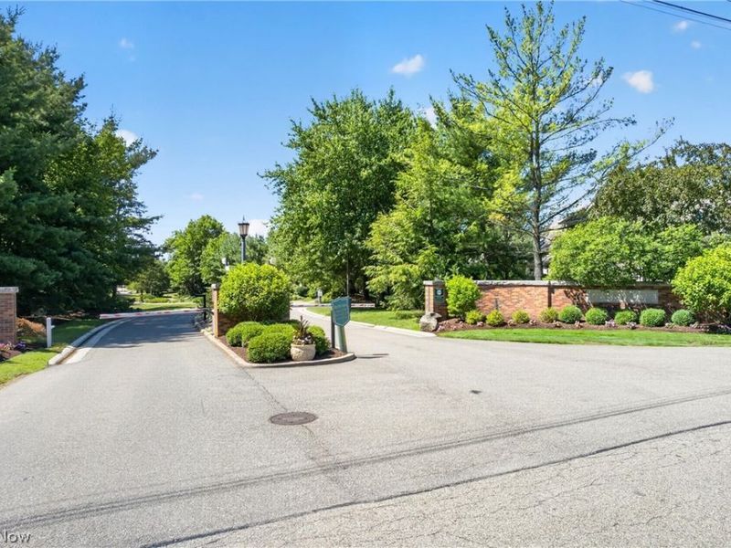 5174 Sea Pines Circle NW, Canton, OH 44718 Photo 43