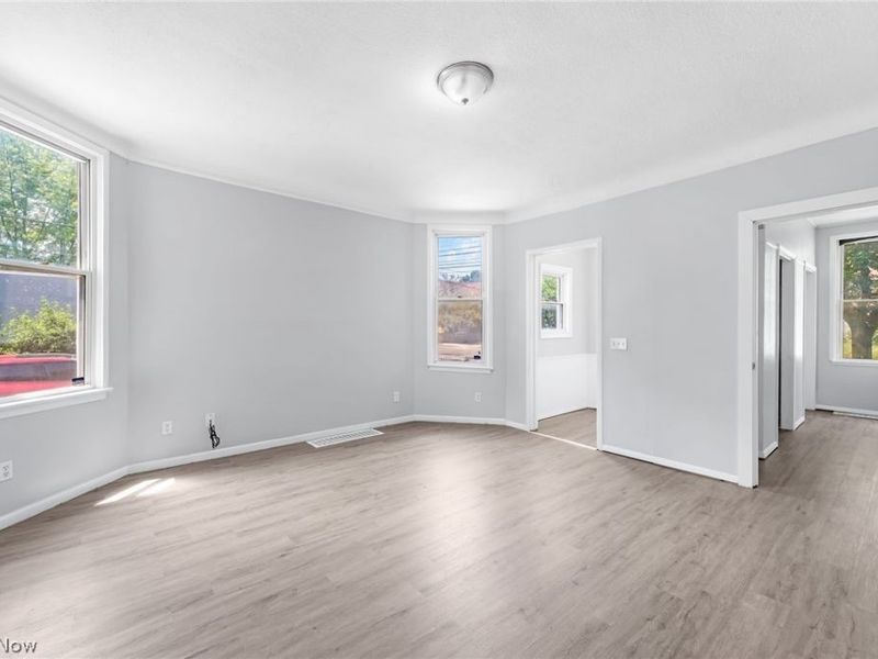 3333 Denison Avenue, Cleveland, OH 44109 Photo 10