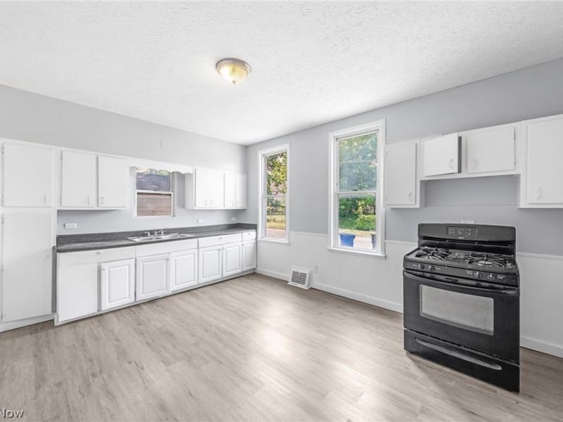 3333 Denison Avenue, Cleveland, OH 44109 Photo 20