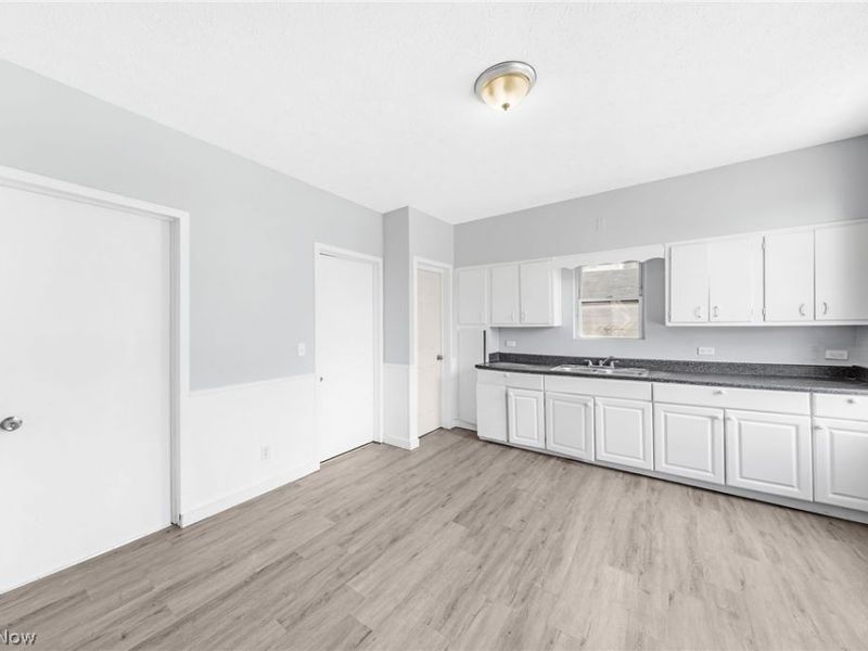 3333 Denison Avenue, Cleveland, OH 44109 Photo 21