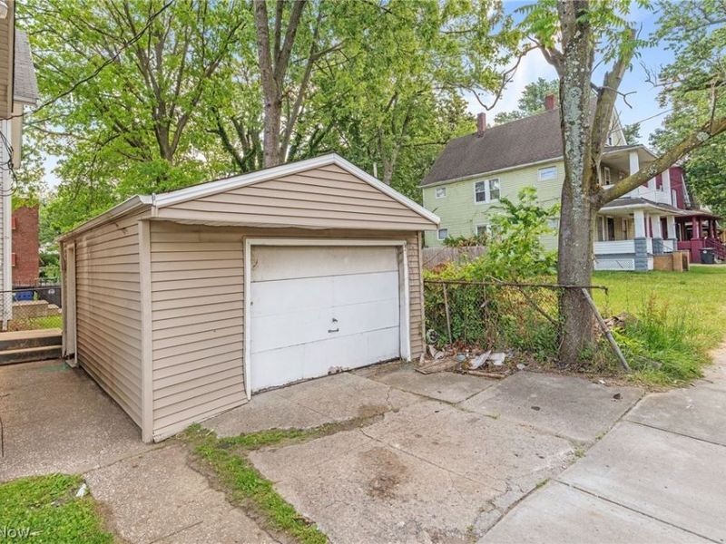 3333 Denison Avenue, Cleveland, OH 44109 Photo 5