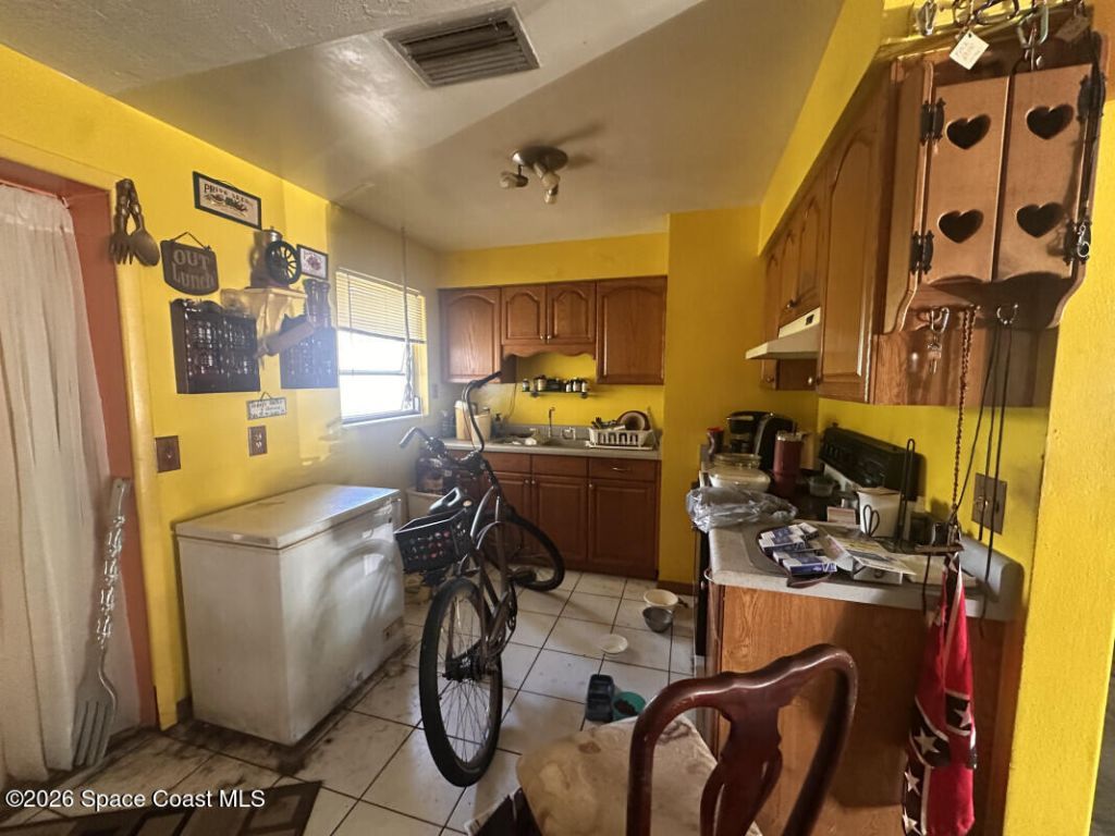 996 Barclay Drive , Cocoa, FL 32927 Photo